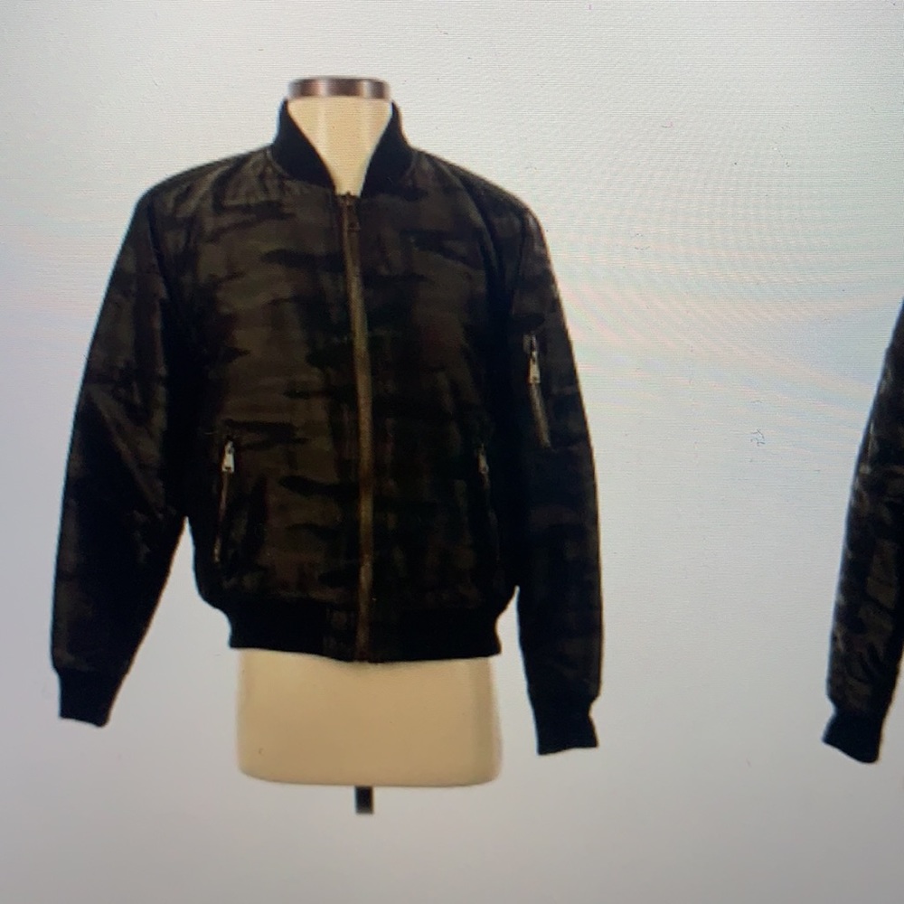 NWT Forever 21 Camo Metallic Bomber Jacket - Picture 10 of 10
